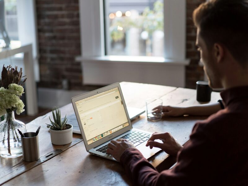 Wie nutzt man gezielte YouTube Ads zur Lead-Generierung als Webagentur?