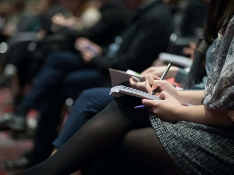 Welche Rolle spielt das Tracking von Social Media Kampagnen bei der Lead-Generierung?