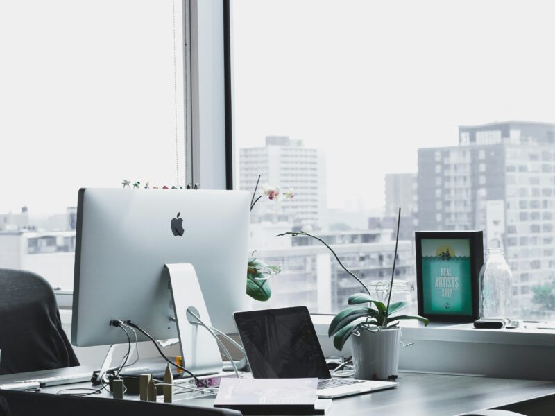 Wie kann man durch Influencer-Reviews und -Empfehlungen Leads als Webdesigner gewinnen?